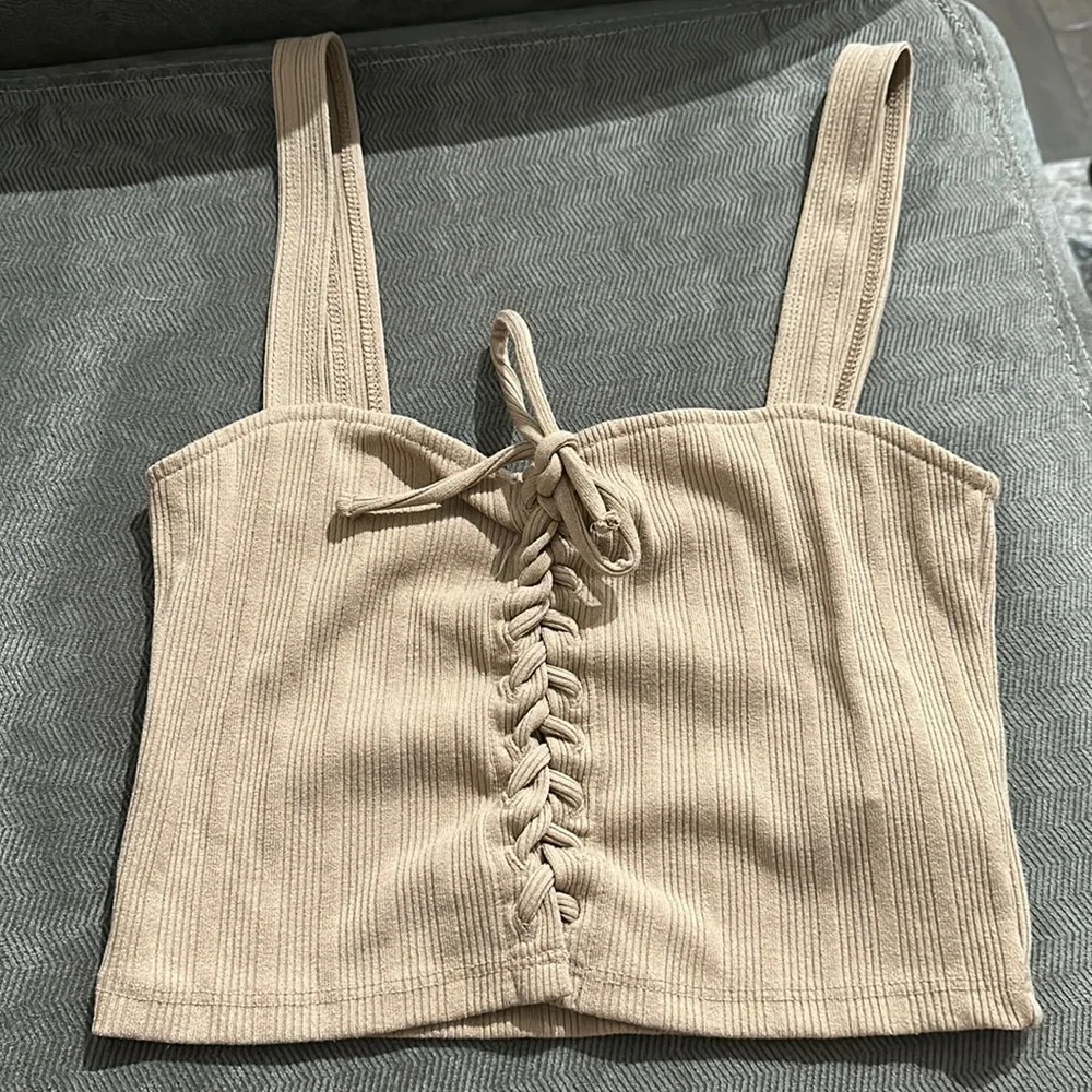CROP TOP - Picture 1 of 2
